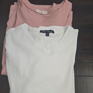 Robert Barakett V-Neck Tees in White and Pink